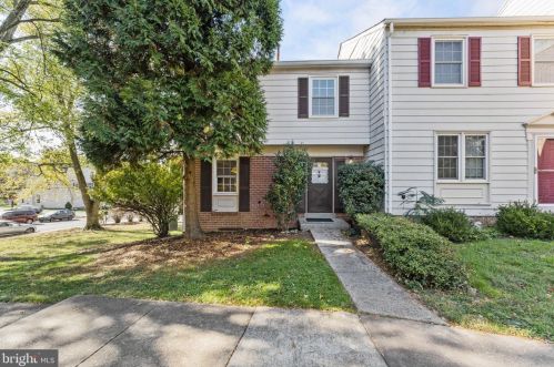 4920 Van Masdag Ct, Annandale, VA 22003-6022