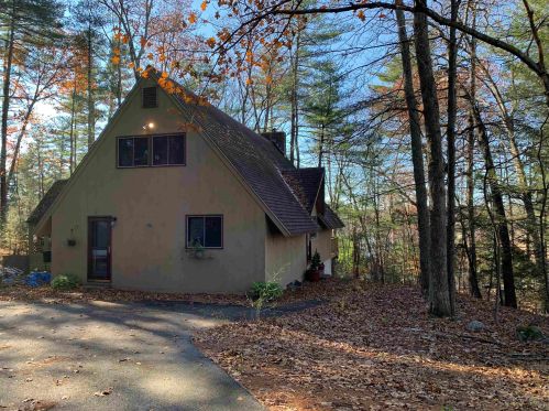39 Blueberry Cir, Hampstead, NH 03841-2064