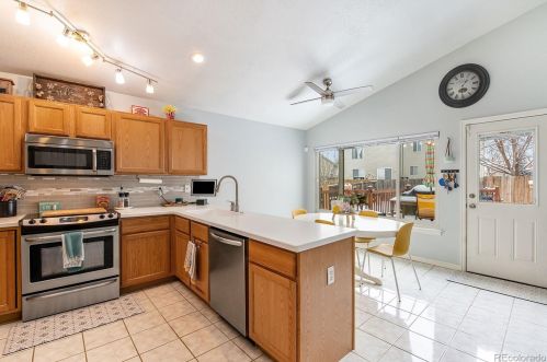 19058 Hampden Dr, Denver CO  80013-5411 exterior