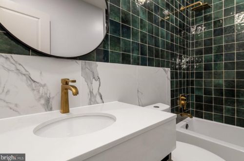 1264 28 St, Philadelphia PA 19145-1701 exterior