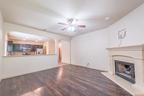 6673 Friendsway Dr, Fort Worth TX  76137-7541 exterior