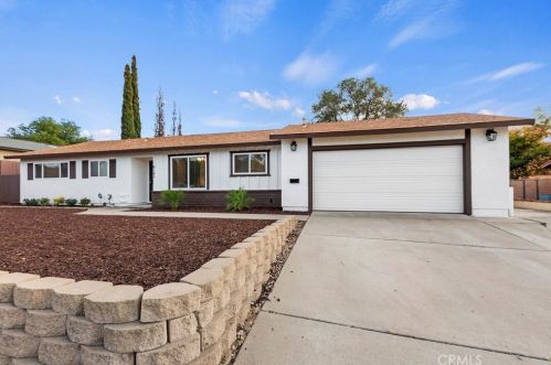 9145 Gideon Cir, Lakeside, CA 92040-5116