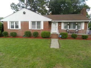 601 Gladstone Ave, Portsmouth, VA 23701-1113