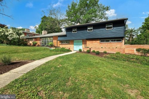 173 Strathcona Dr, York PA  17403-3830 exterior