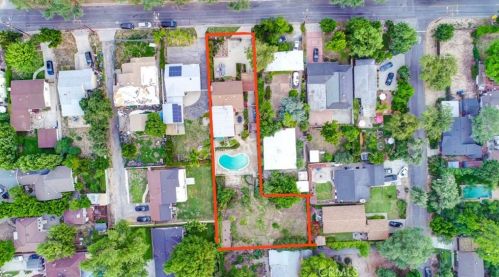 3359 Glenrose Ave, Altadena, CA 91001-4355
