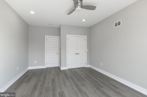 1937 4 St, Philadelphia PA 19140-2417 exterior