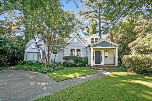 121 Dover Cir, Norfolk, VA 23505-4805