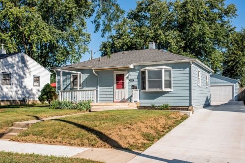 2678 Allen Dr, Springfield, OH 45505-2752