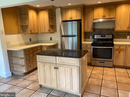 9 Mount Lucas Rd, Princeton NJ  08540-2732 exterior