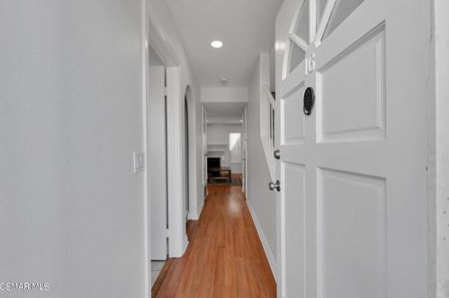 3914 Cochran St, Simi Valley, CA 93063-2384