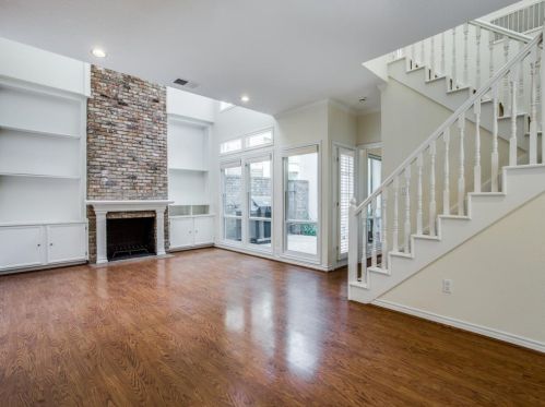 4520 Glenwick Ln, Dallas TX  75205-1039 exterior
