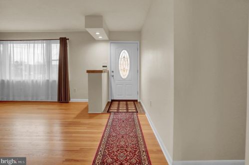 34 Suffolk Rd, Harrisburg, PA 17112-2952