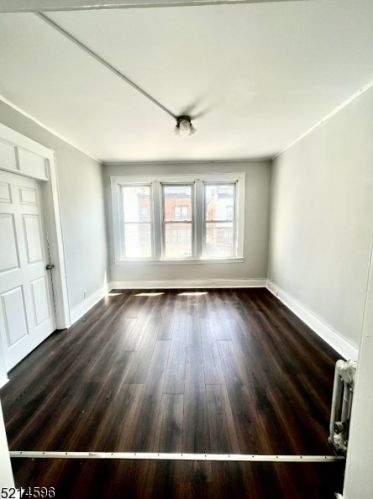 85 Grace St, Irvington NJ  07111-3414 exterior