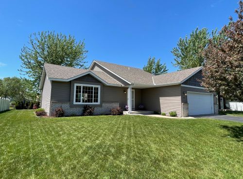 305 9th Ave, Sartell, MN 56377-2073
