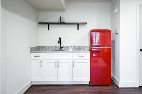 2462 Echo Dr, Atlanta GA  30345-3527 exterior