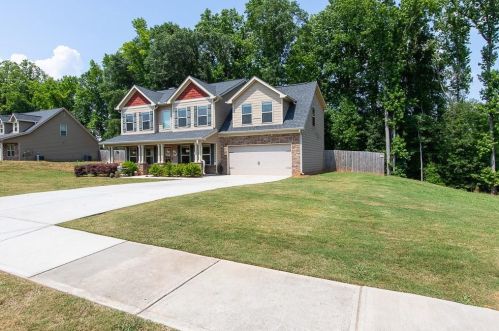 717 Lake Vista Dr, Jefferson, GA 30549-4608