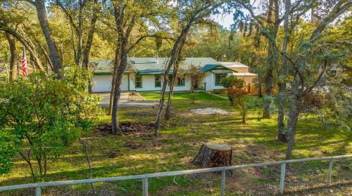 6954 Garner Pl, Valley Springs, CA 95252-9427