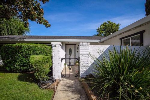 8851 Evening Star Ct, Citrus Heights, CA 95662-5111