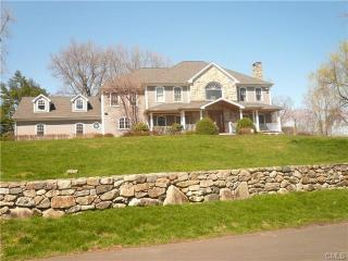5 Sasqua Pond Rd, Norwalk CT  06855-1609 exterior