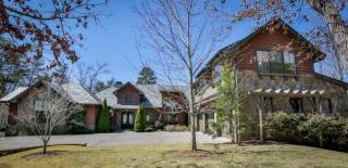 300 Buttercup Way, Sunset, SC 29685-2207