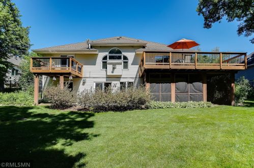 541 Dorland Rd, Saint Paul MN  55119-6781 exterior
