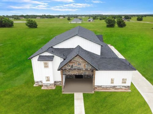 526 Angus Trl, Angleton TX 77515-9833 exterior