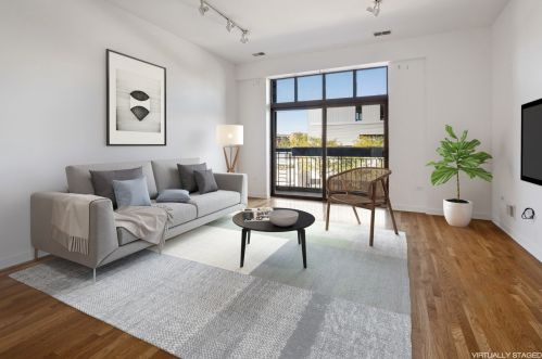 1935 Archer Ave, Chicago, IL 60616-4739