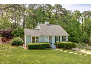 3672 Stoney View Dr, Marietta, GA 30062-4145