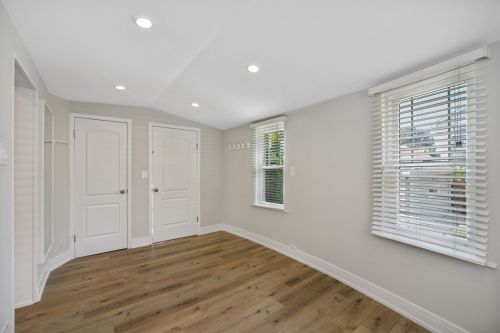 6534 Ebinger Dr, Niles IL 60714-4435 exterior