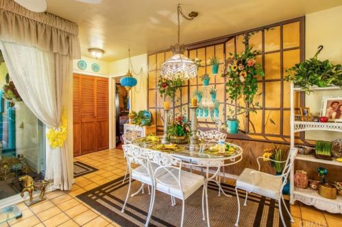 3520 Watkins Dr, Riverside CA  92507-4609 exterior