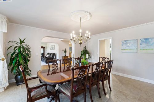 2157 Zinfandel Ct, Livermore, CA 94550-6165