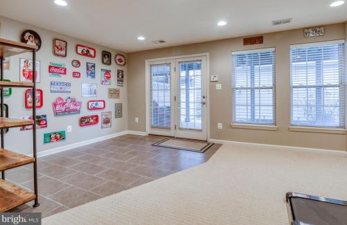 12 Payne St, Charles Town WV 25414-5536 exterior