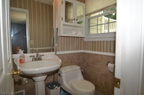 169 College View Dr, Hackettstown NJ  07840-1020 exterior