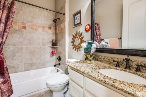 2119 Hl, Irving TX 75038-6296 exterior