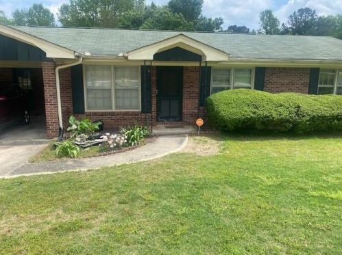 2175 Rockdale Dr, Conyers, GA 30012-3226