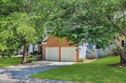 1616 Concord Meadows Dr, Smyrna, GA 30082-3108