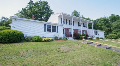 9 Crane Crossing Rd, Plaistow NH  03865-2235 exterior