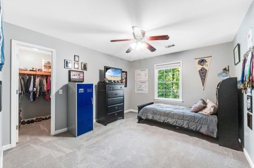 2976 Four Oaks Dr, Atlanta GA  30360-1752 exterior