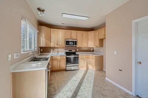 19324 58 Cir, Aurora CO 80019-2095 exterior