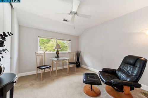 907 Hastings Dr, Concord CA  94518-3821 exterior