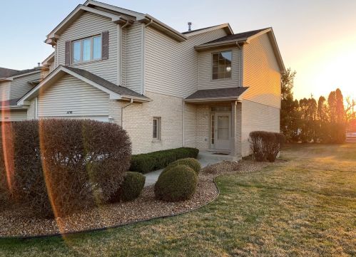 18700 Kestrel Ave, Mokena, IL 60448-8294