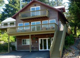 470 University Ave, Manzanita, OR 97130-9086