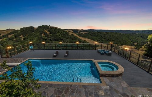 22355 Eden Canyon Rd, Hayward, CA 94552-9671
