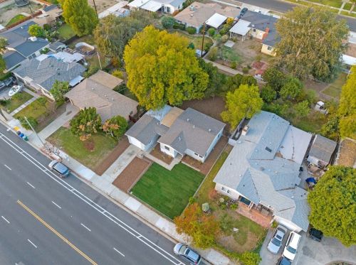 4765 Central Ave, Riverside CA  92506-2332 exterior