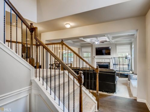 5566 Apple Grove Rd, Buford, GA 30519-3410