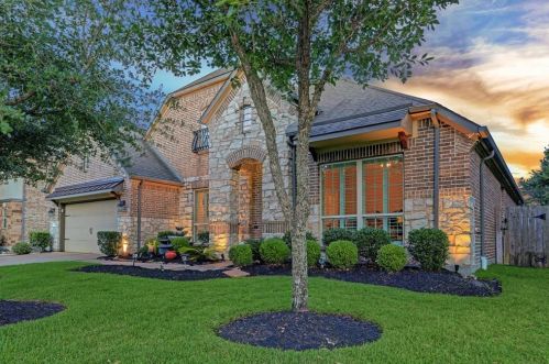 12506 Shady Run Ln, Pearland, TX 77584-4547