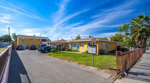 121 9th St, San Bernardino, CA 92401-1041