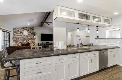 2665 Hawkeye Ave, Turlock CA  95380-2950 exterior