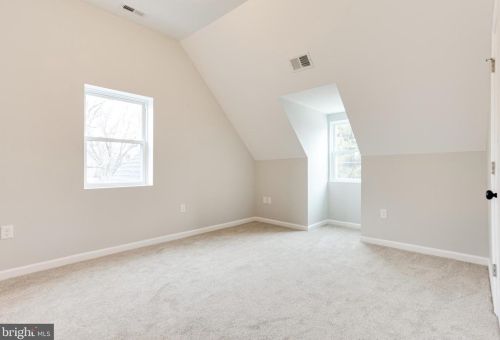 114 Williamsburg Dr, Silver Spring MD 20901-2728 exterior