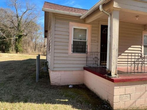 2312 Herring Rd, Atlanta GA  30311-2808 exterior